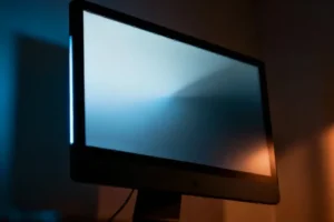 Windows 11 Dark Mode Enhancements Marred by PowerToys Glitch and Interface Changes - Professional coverage